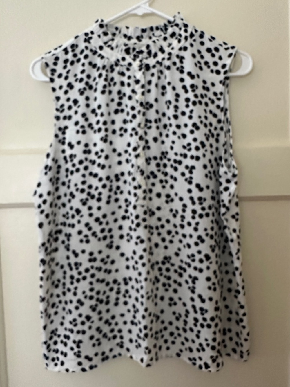 LOFT Mixed Media Sleeveless Blouse - Large Petite (LP)